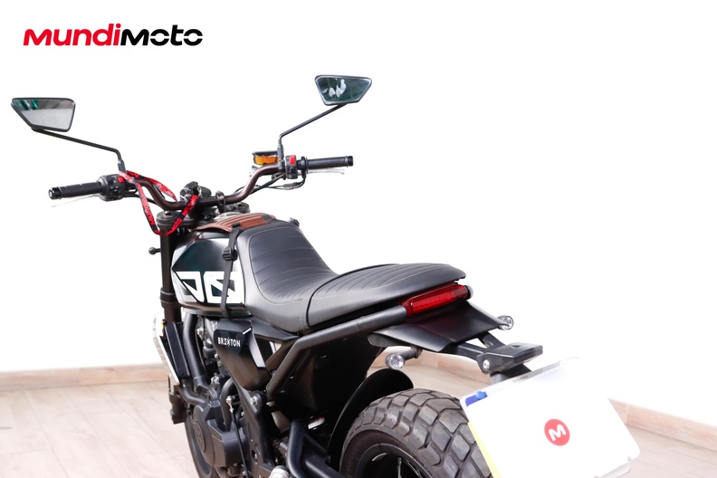 Motorbike image 9