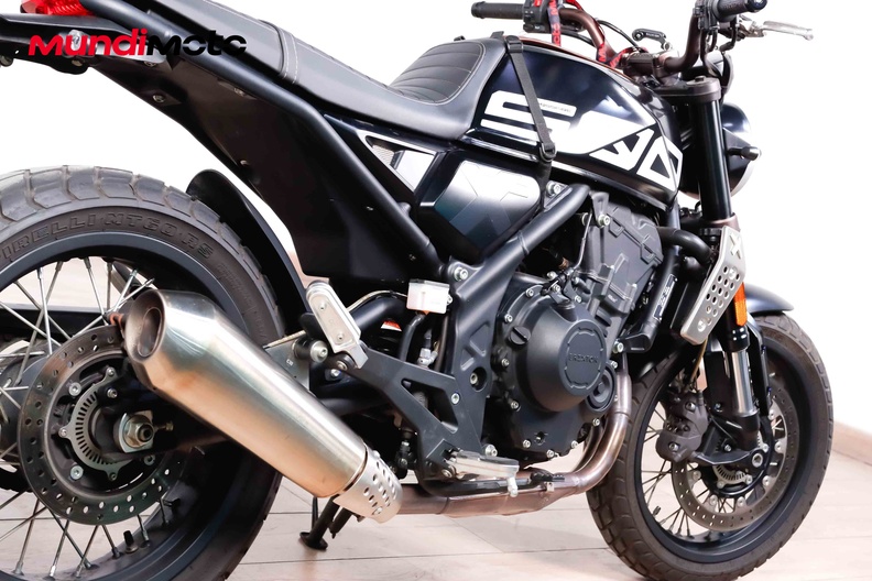 Motorbike image 3