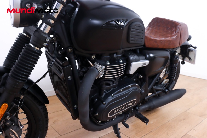 Motorbike image 8
