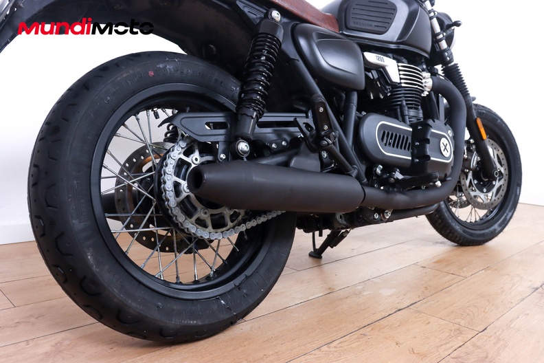 Motorbike image 3