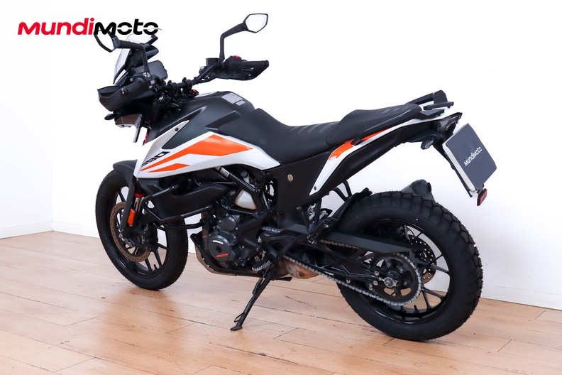 Motorbike image 6