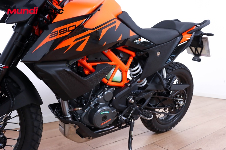 Motorbike image 8