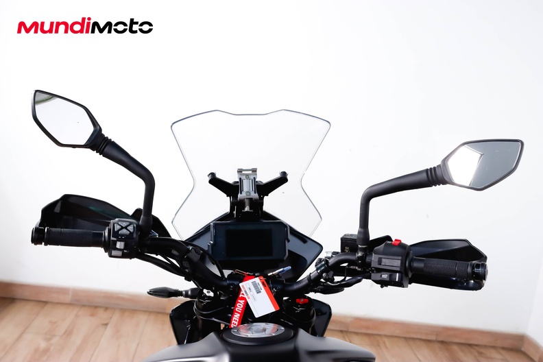 Motorbike image 10