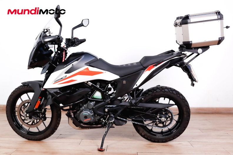 Motorbike image 5