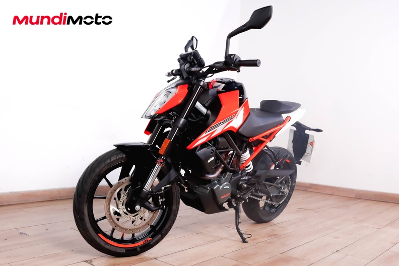 Motorbike image 7
