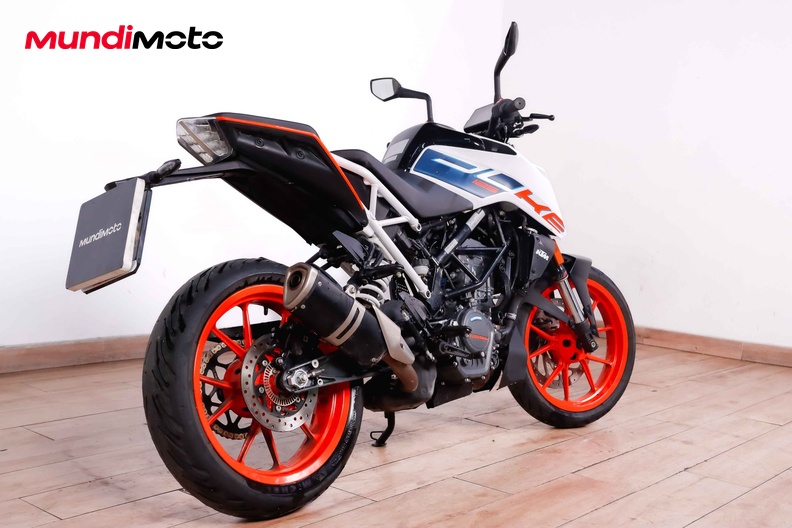 Motorbike image 2