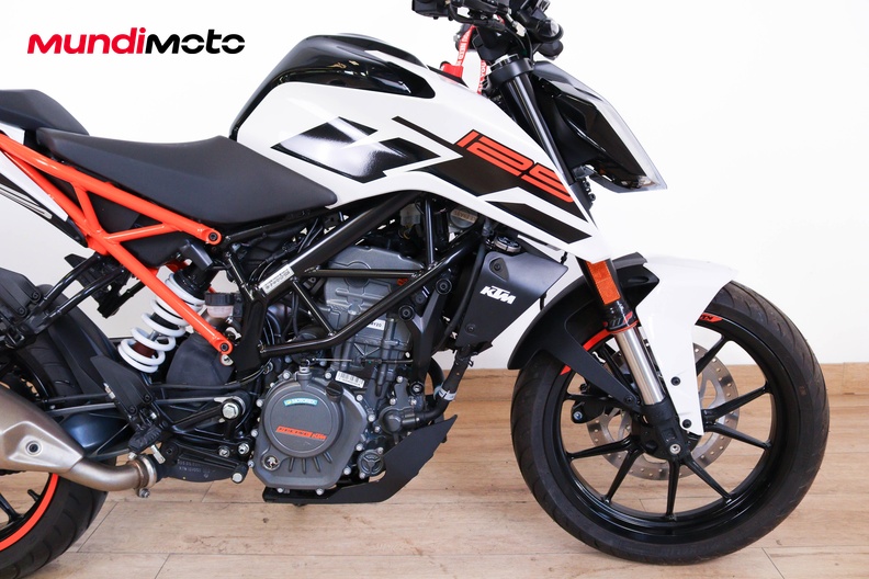 Motorbike image 12