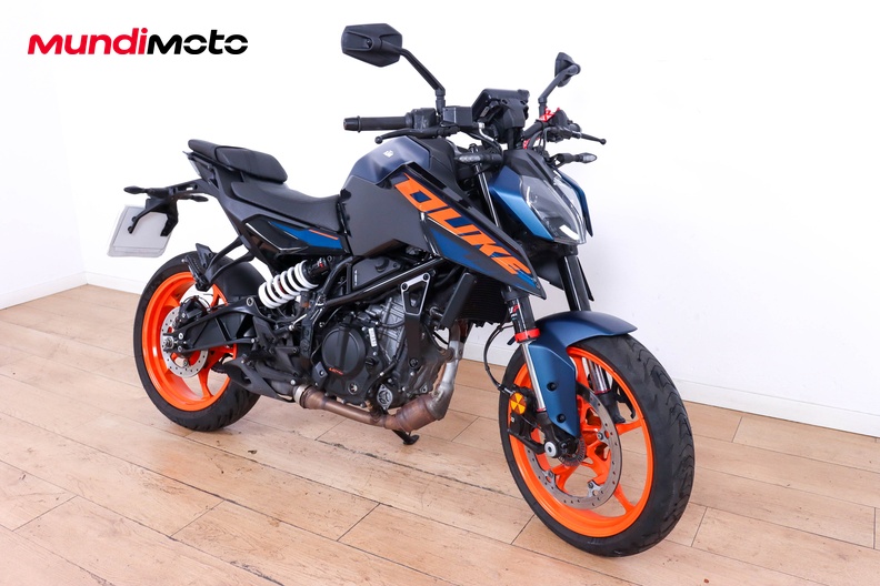 Motorbike image 1
