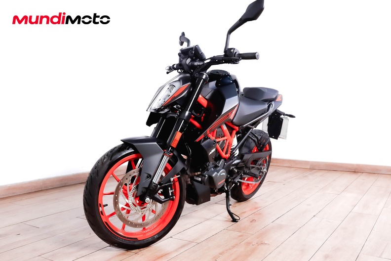 Motorbike image 7