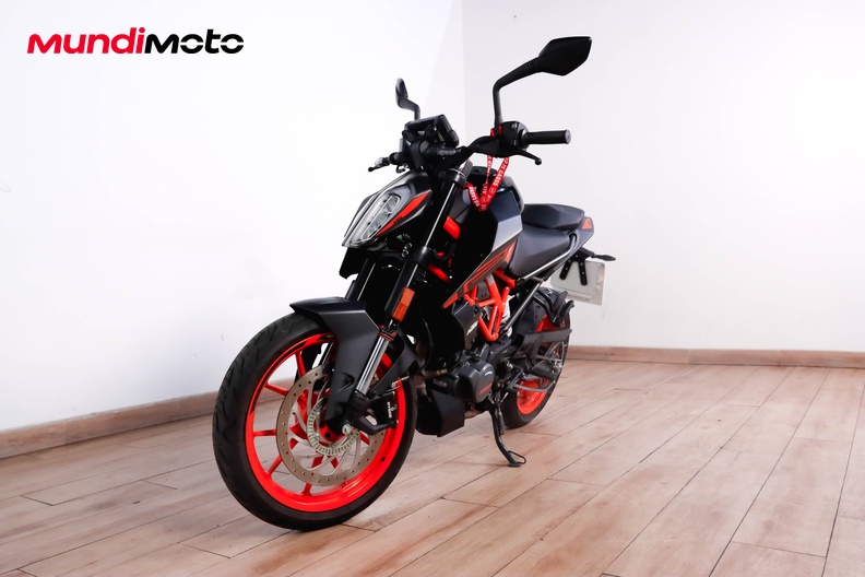 Motorbike image 7