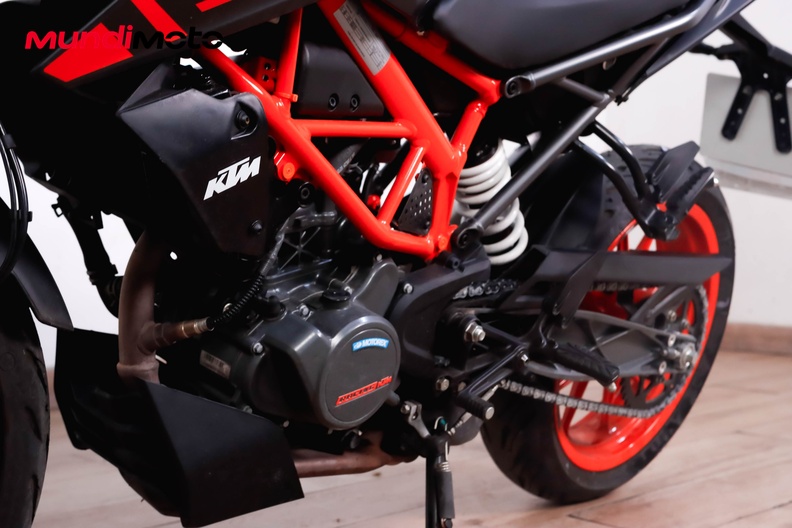 Motorbike image 8