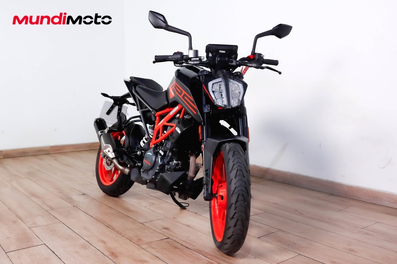 Motorbike image 1