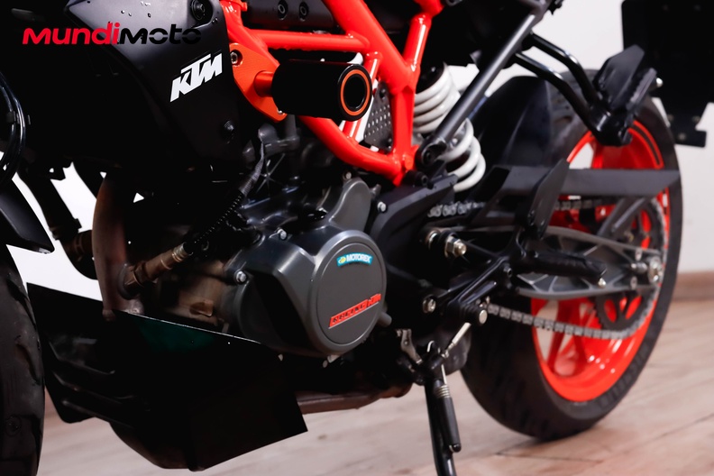 Motorbike image 8