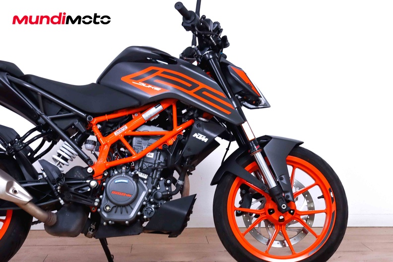 Motorbike image 12