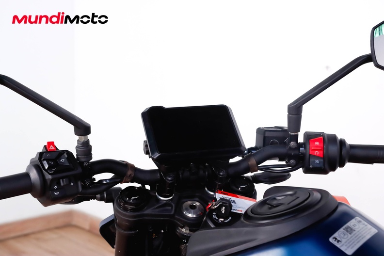 Motorbike image 10
