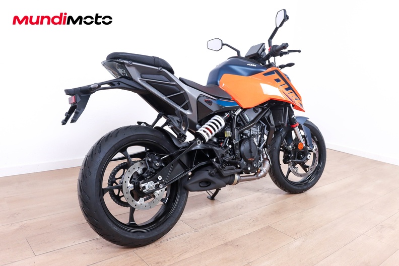 Motorbike image 2