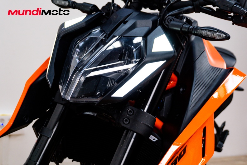 Motorbike image 12