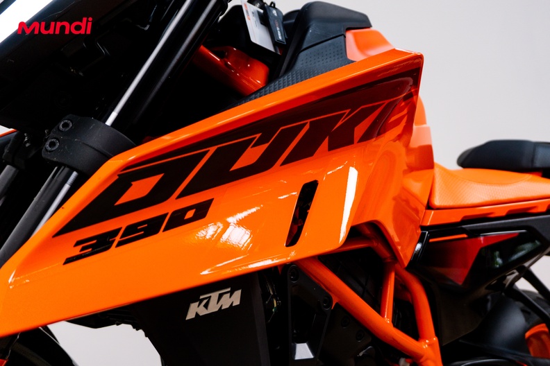Motorbike image 13