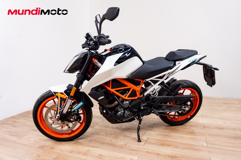 Motorbike image 6