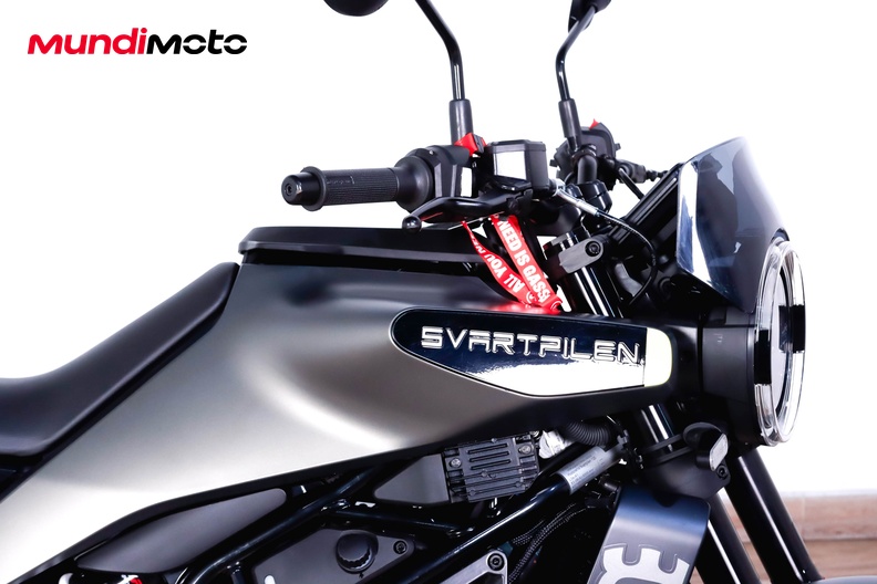 Motorbike image 12