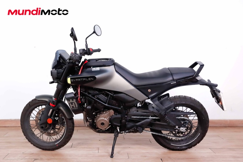 Motorbike image 5