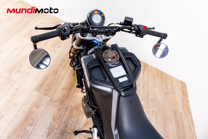 Motorbike image 10