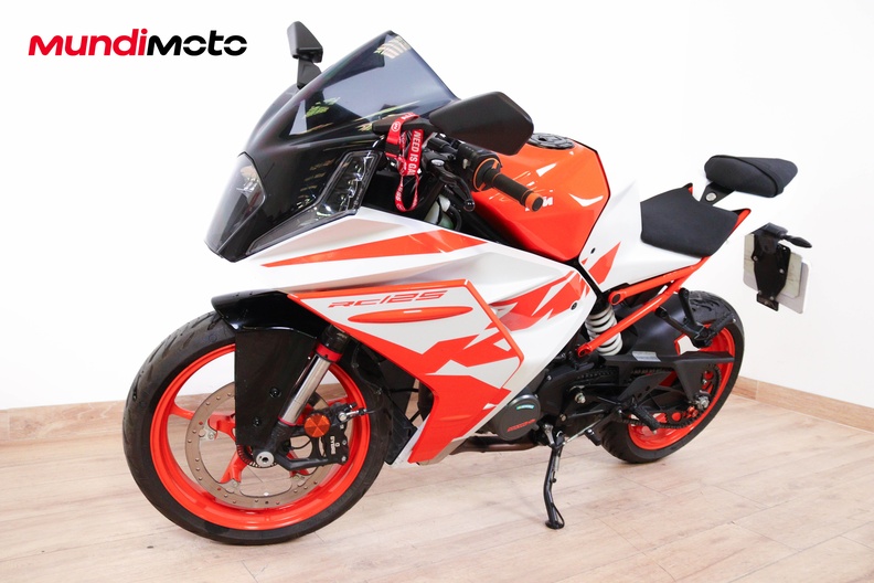 Motorbike image 6
