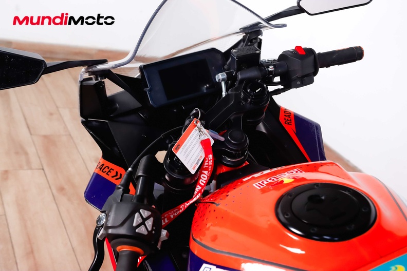 Motorbike image 10