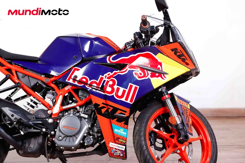 Motorbike image 12