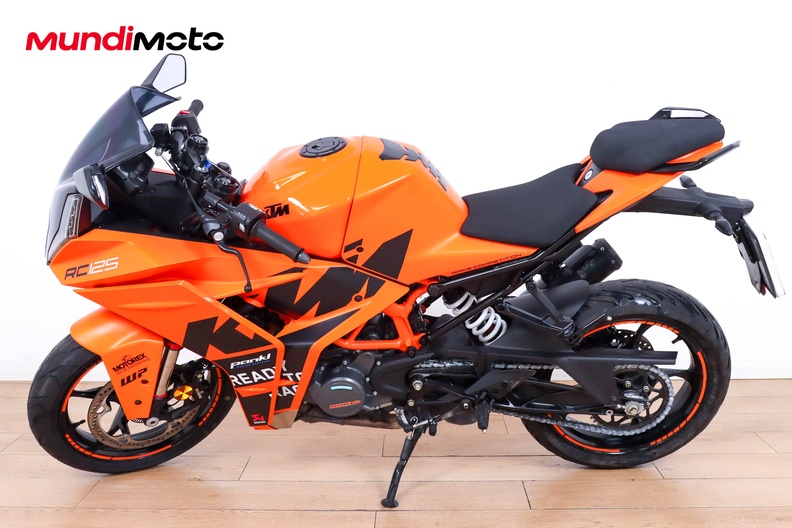 Motorbike image 5