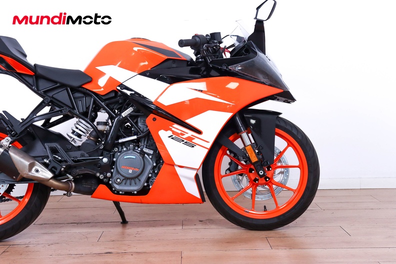 Motorbike image 13