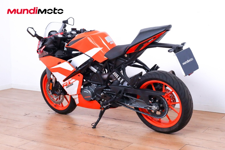 Motorbike image 6