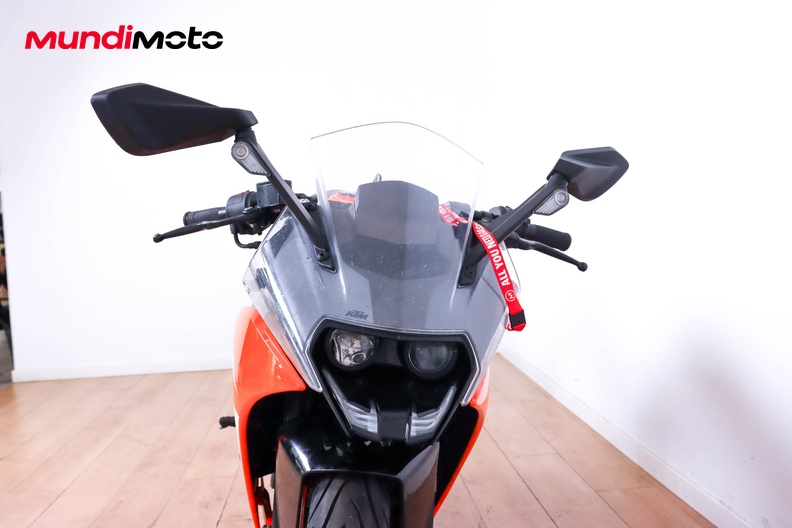 Motorbike image 4