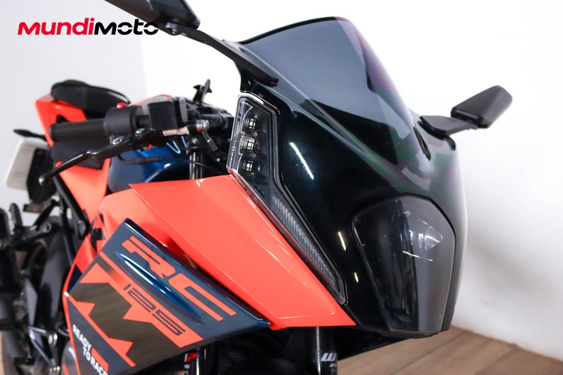Motorbike image 4