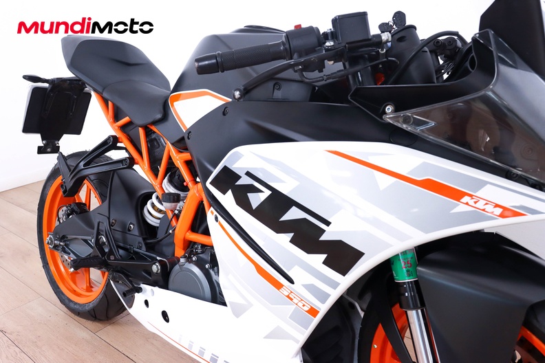 Motorbike image 12