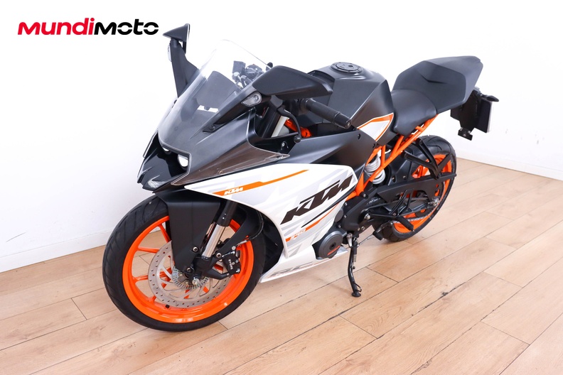 Motorbike image 7