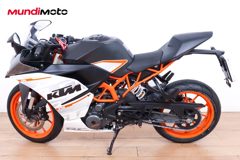 Motorbike image 5