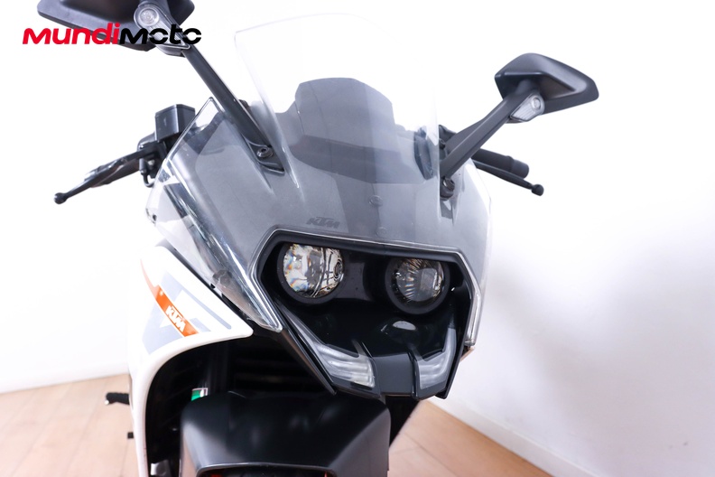 Motorbike image 4