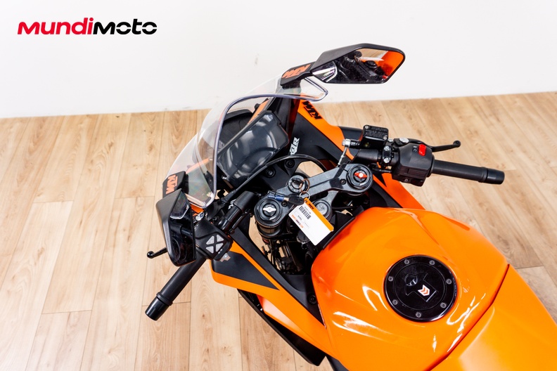 Motorbike image 10