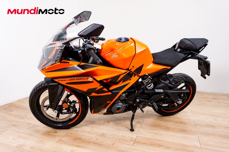 Motorbike image 6