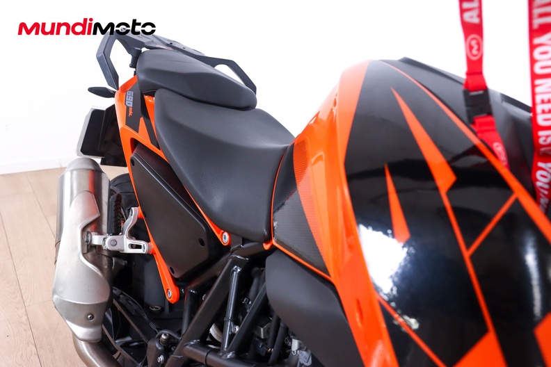 Motorbike image 12