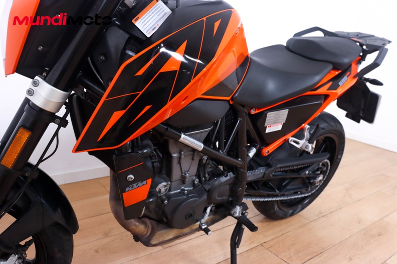 Motorbike image 8