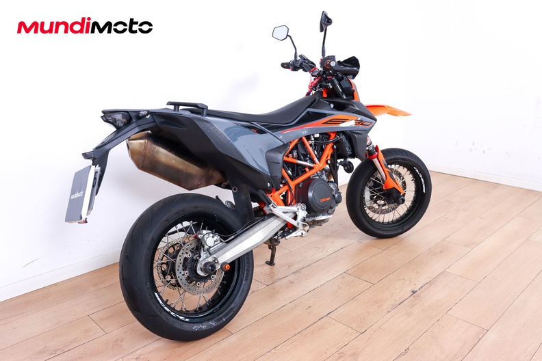Motorbike image 2
