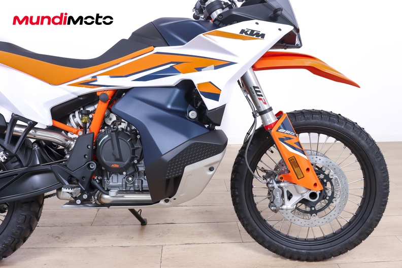 Motorbike image 12