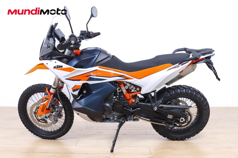 Motorbike image 5