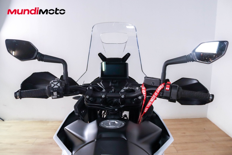 Motorbike image 10
