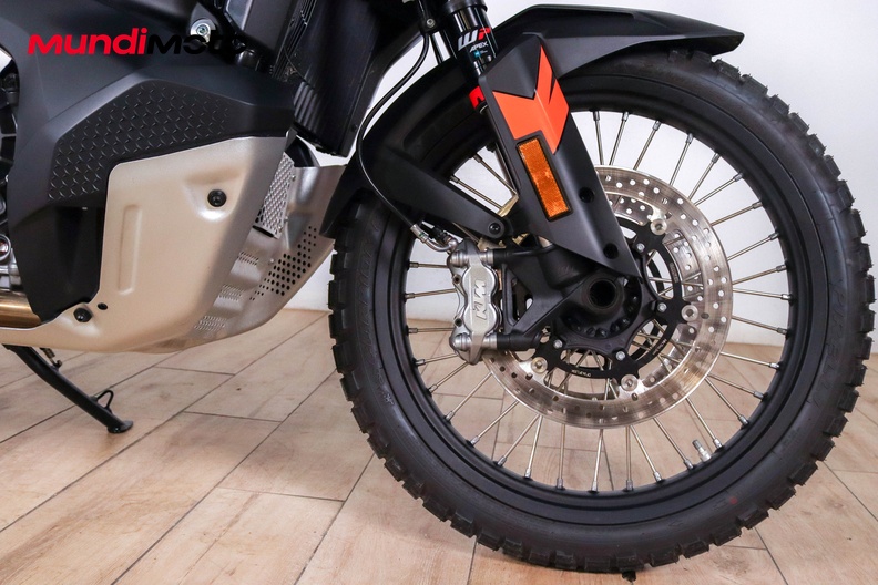 Motorbike image 12