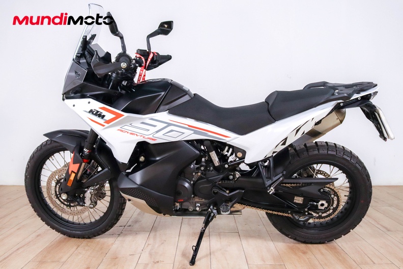 Motorbike image 5