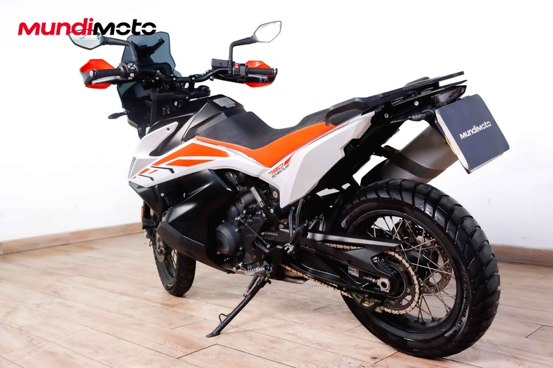 Motorbike image 6