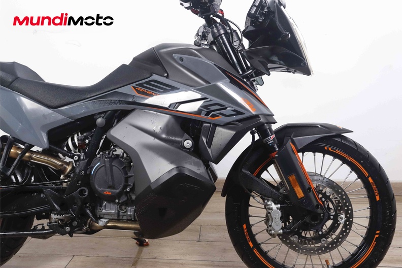 Motorbike image 13